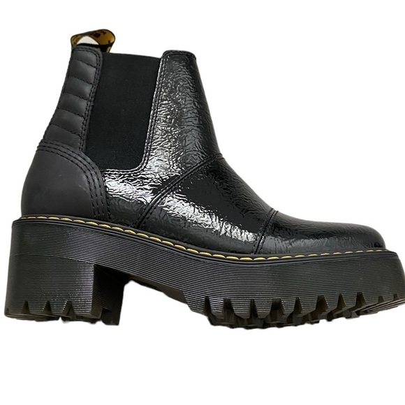 NEW Dr. Martens Rozalie Distressed Patent Heeled Chelsea Boots in Black size 7 - Picture 3 of 11